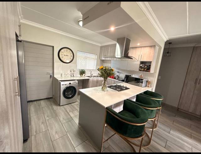 2 BEDROOM PROPERTY TO RENT IN BROADACRES